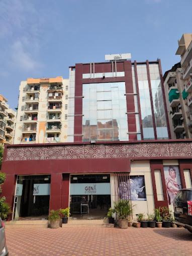 Genx Le Crescent Ghaziabad Otel Dış mekan fotoğraf