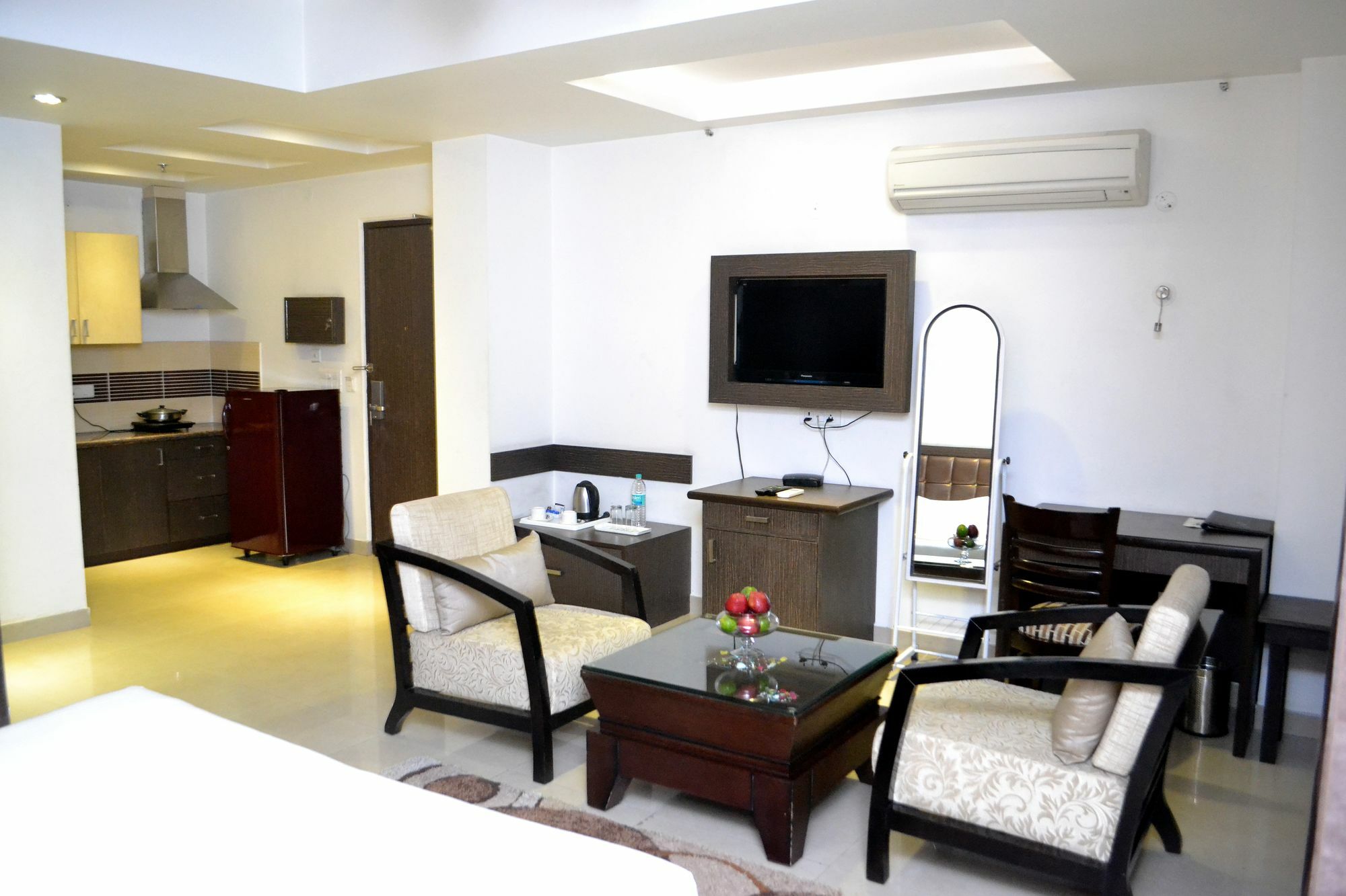 Genx Le Crescent Ghaziabad Otel Dış mekan fotoğraf
